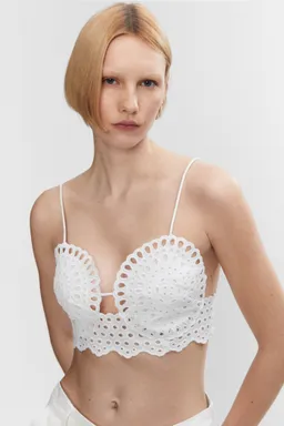 Top crop calado de Mango en Tops para argentina