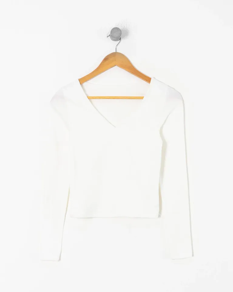 Remera escote V con delantero doble y cierre suave sin costuras de Sky en Remeras para argentina