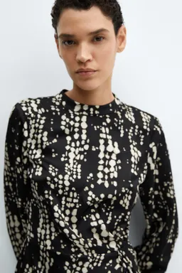 Vestido estampado pliegue de Mango en Vestidos para argentina