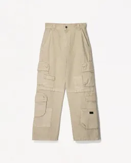 Pantalón cargo holgado de Bershka en Pantalones para argentina