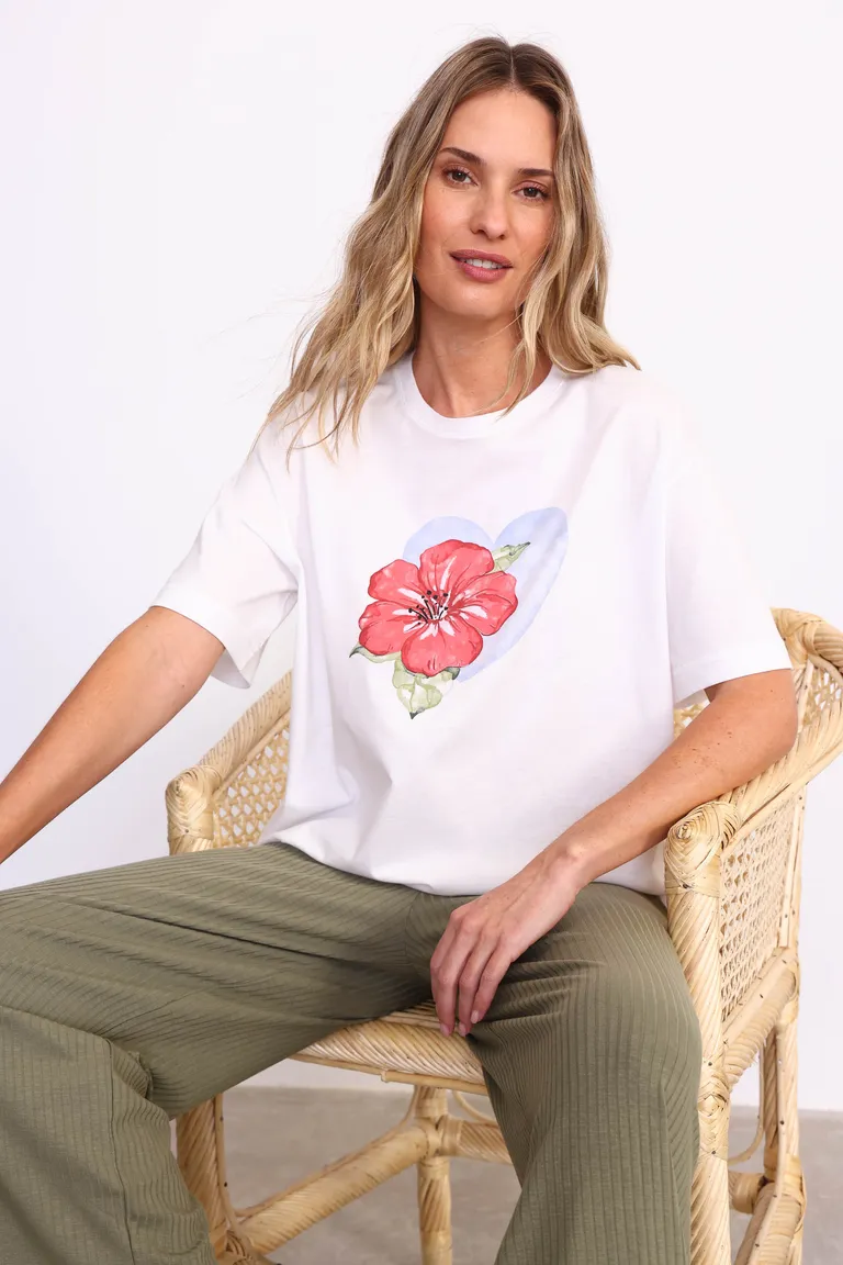 Remera de algodón con estampa floral para mujer de Yagmour en Remeras para argentina