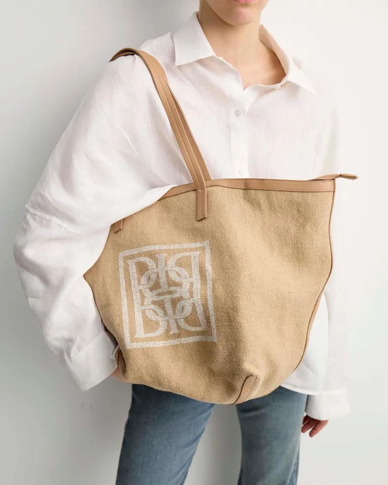 Bolso de lino y cuero sintético con estampado barroco, un accesorio versátil y de tendencia de Prüne en Bolsos y Carteras para argentina