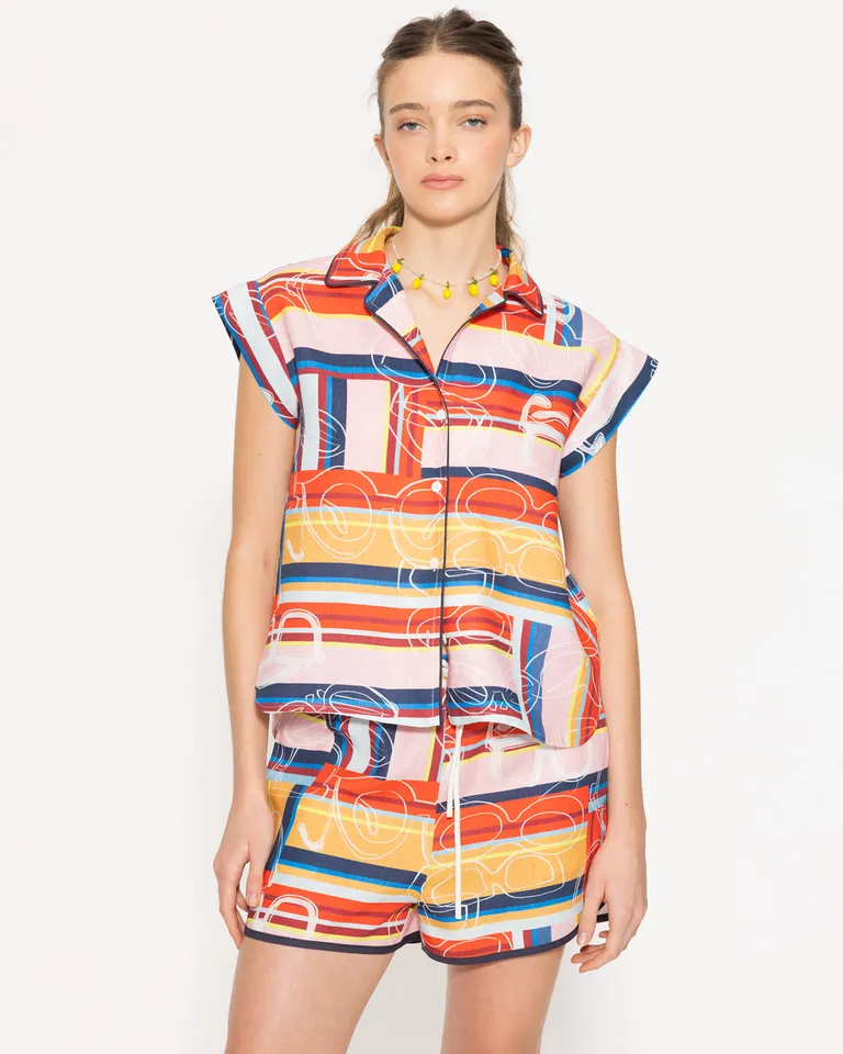 Camisa holgada de lino con estampado exclusivo para un look casual y fresco de Jazmin Chebar en Camisas para argentina