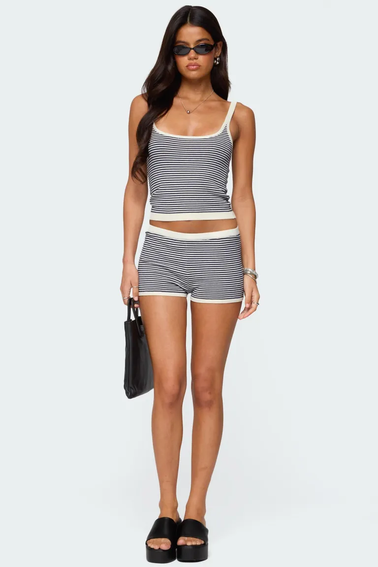 Shorts punto rayas saylor de Edikted en Shorts para argentina