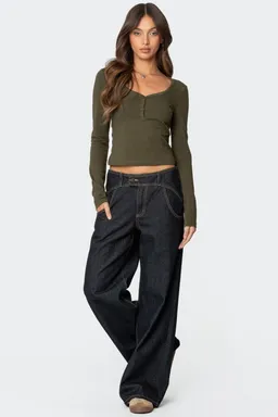 Top henley leah de Edikted en Tops para argentina