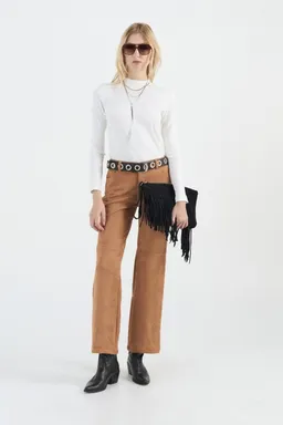 Pantalon kelce suede de St Marie en Pantalones para argentina