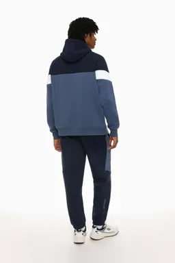 Pantalón chándal color block de Lefties en Pantalones para argentina