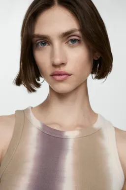 Top canalé tiedye de Mango en Tops para argentina