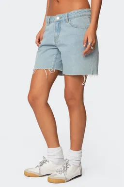 Shorts denim tiro bajo tomboy de Edikted en Shorts para argentina