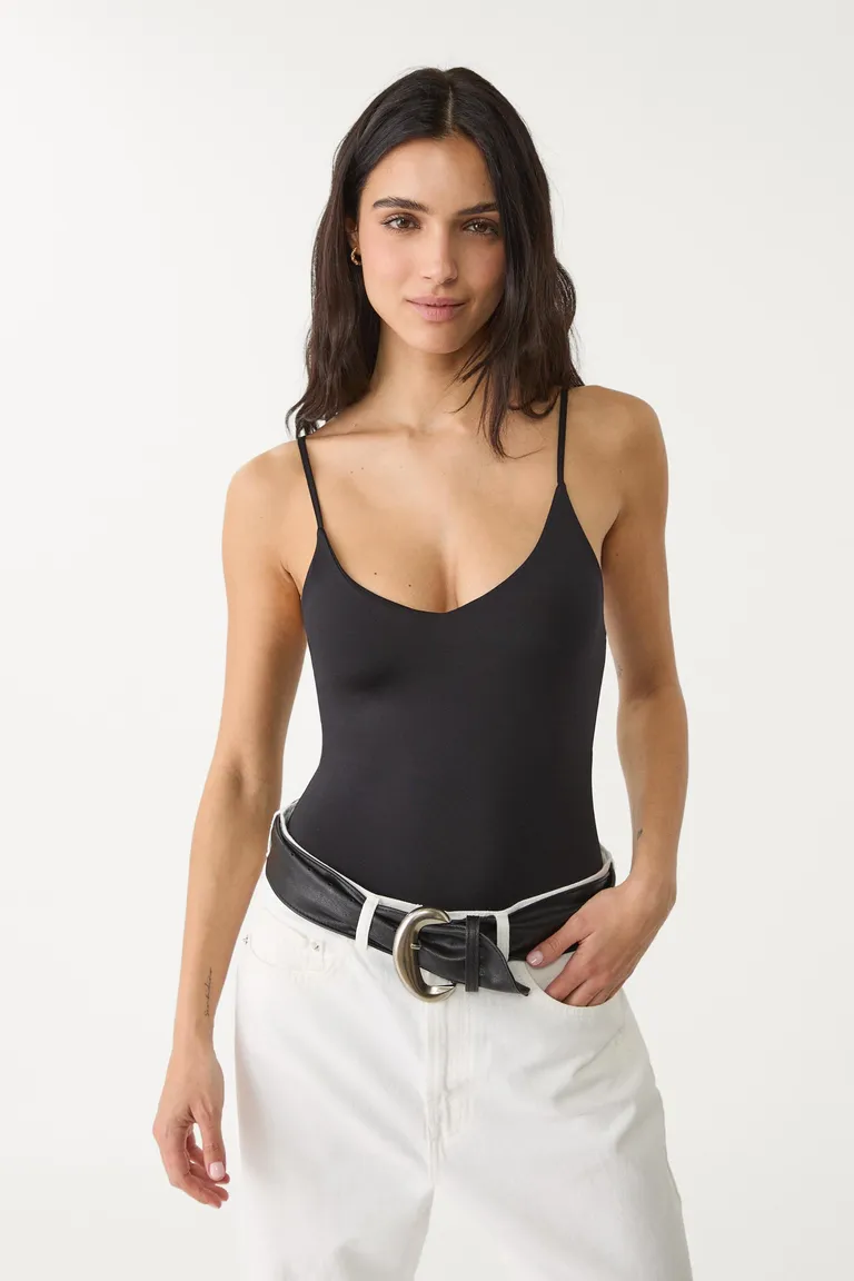 Body básico tirantes de Stradivarius en Bodies para argentina