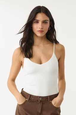 Body básico tirantes de Stradivarius en Bodies para argentina