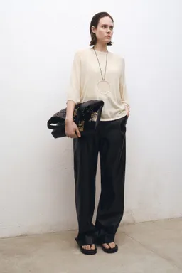 Jersey manga corta oversize de Mango en Buzos y Sweaters para argentina