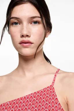 Mono asimétrico estampado de Mango Teen en Monos para argentina