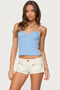 Musculosa cosette calada con copa de Edikted en Tops para argentina