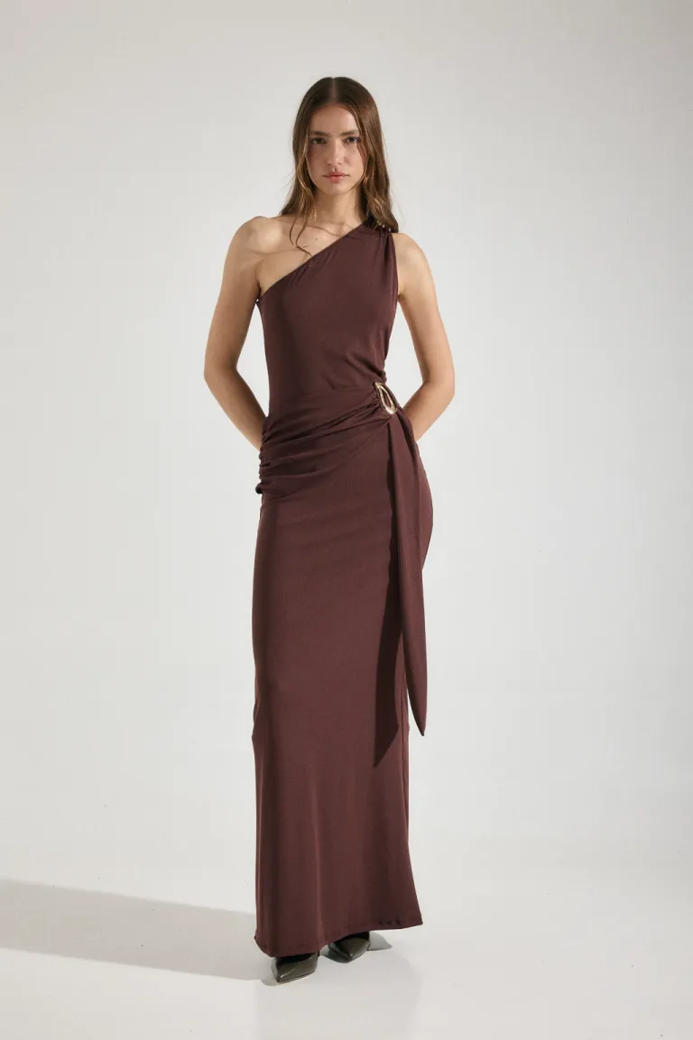 Vestido de un solo hombro con lazo en la cintura de Audaz en Vestidos para argentina