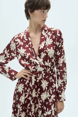 Vestido plisado estampado de Mango en Vestidos para argentina