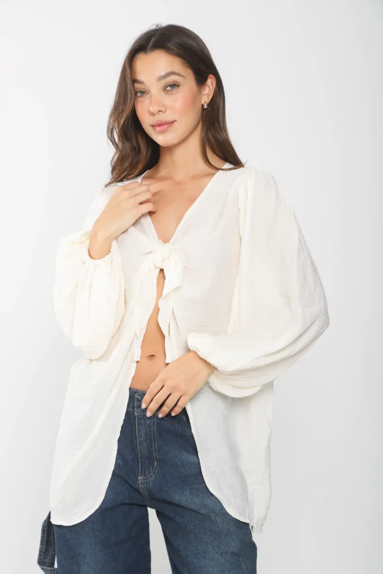 Kimono de seda arrugada con mangas princesa y diseño fluido de Belle en Kimonos para argentina