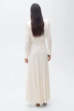 Vestido satinado cuello volante de Mango en Vestidos para argentina