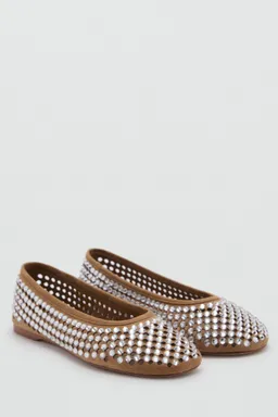 Bailarina troquelada strass de Mango en Ballerinas para argentina