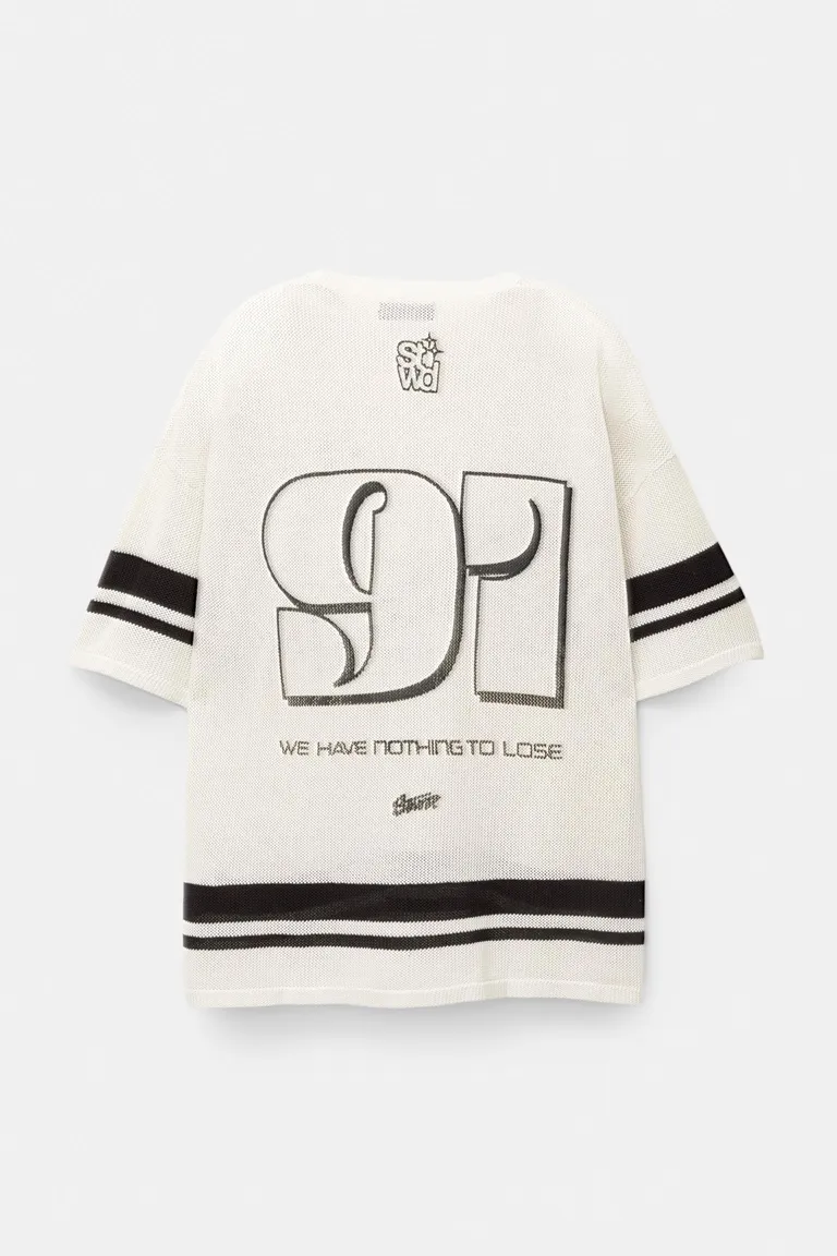 Remera punto stwd varsity de Pull&Bear en Remeras y Polos para argentina