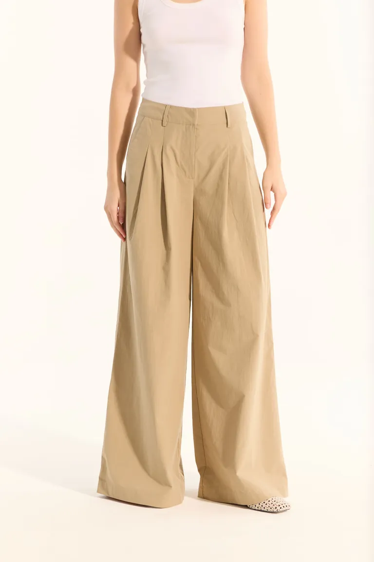 Pantalón ancho de corte recto en tela poplin satinada para un look fresco y versátil de Portsaid en Pantalones para argentina