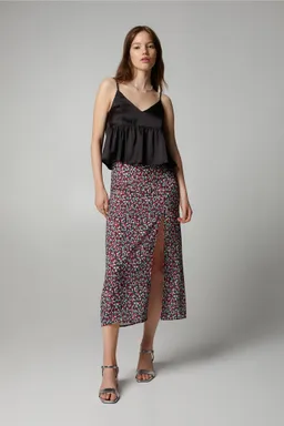 Falda midi estampada de Mango Teen en Faldas para argentina