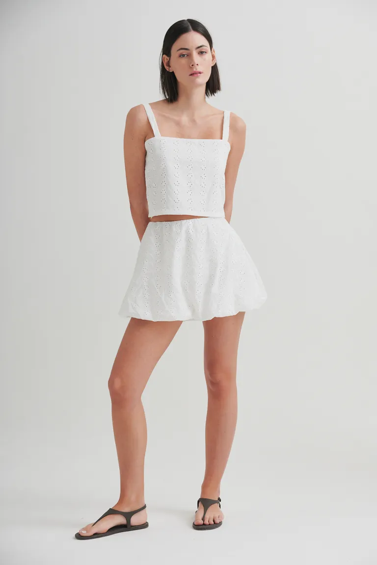 Falda abombada de algodón broderie, perfecta para los días de verano de Sweet en Faldas para argentina