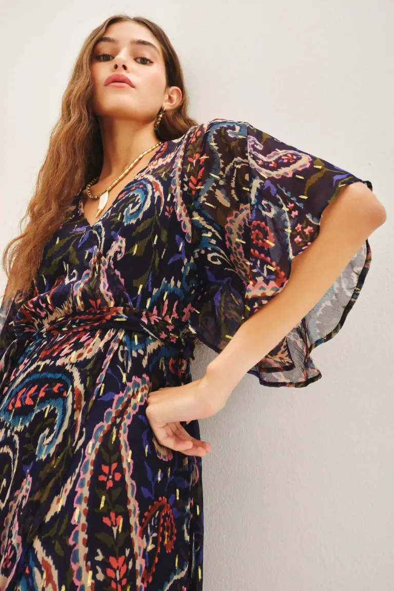 Vestido largo con estampado de paisley, escote cruzado y mangas amplias de Rapsodia en Vestidos para argentina