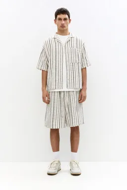 Bermuda jogger rayas de Pull&Bear en Bermudas y Shorts para argentina