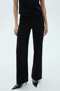 Pantalón recto punto de Mango en Pantalones para argentina