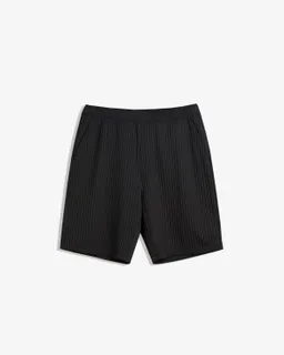 Bermuda skater plisada de Bershka en Bermudas y Shorts para argentina