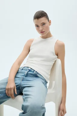 Top algodón canalé básico de Mango en Tops para argentina