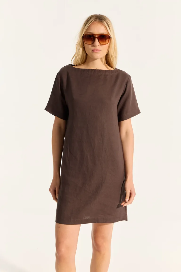 Vestido recto de lino con escote a la base y mangas cortas de Portsaid en Vestidos para argentina