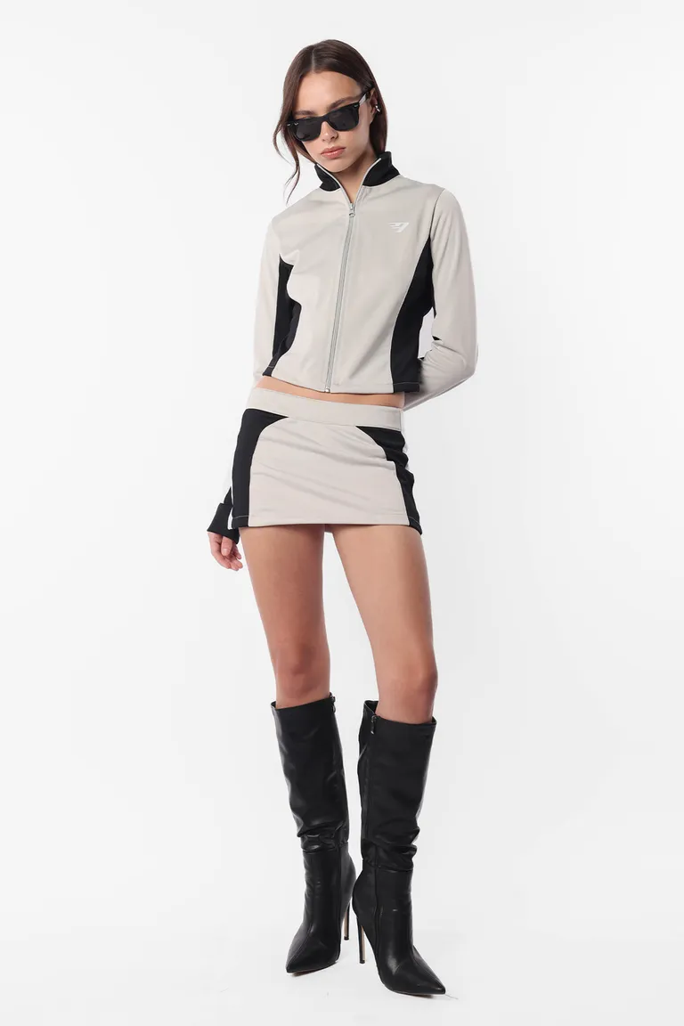 Mono deportivo de tiro bajo con recortes y estampa de logo de Top White en Monos para argentina