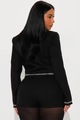 Blazer tweed corto negro de Fashion Nova en Blazers para argentina