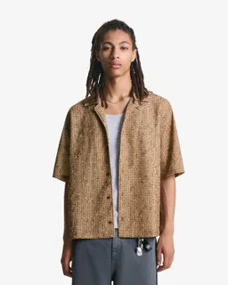 Camisa boxy manga corta texturizada de Bershka en Camisas para argentina