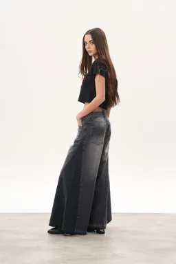 Jean denim megawide kyle black de Magda en Pantalones para argentina