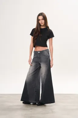 Jean denim megawide kyle black de Magda en Pantalones para argentina