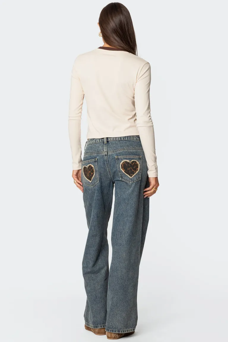 Jeans corazón lavado animal print de Edikted en Pantalones para argentina