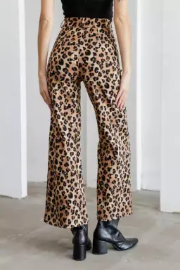 Wide leg estampado bengalina de Monaliza Plus en Pantalones para argentina