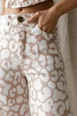 Wide leg estampado bengalina de Monaliza Plus en Pantalones para argentina