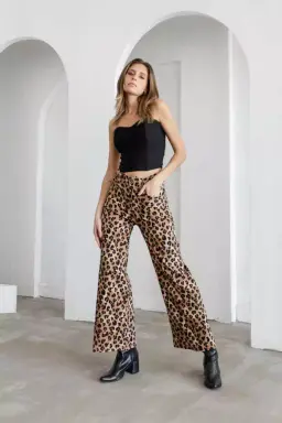 Wide leg estampado bengalina de Monaliza Plus en Pantalones para argentina