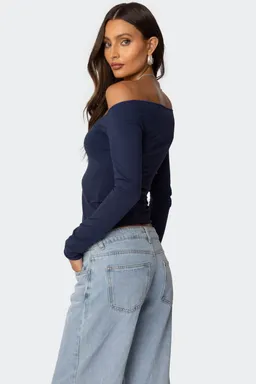 Nattie top hombros descubiertos cuello de Edikted en Tops para argentina