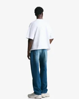 Jeans recto relaxed de Bershka en Pantalones para argentina