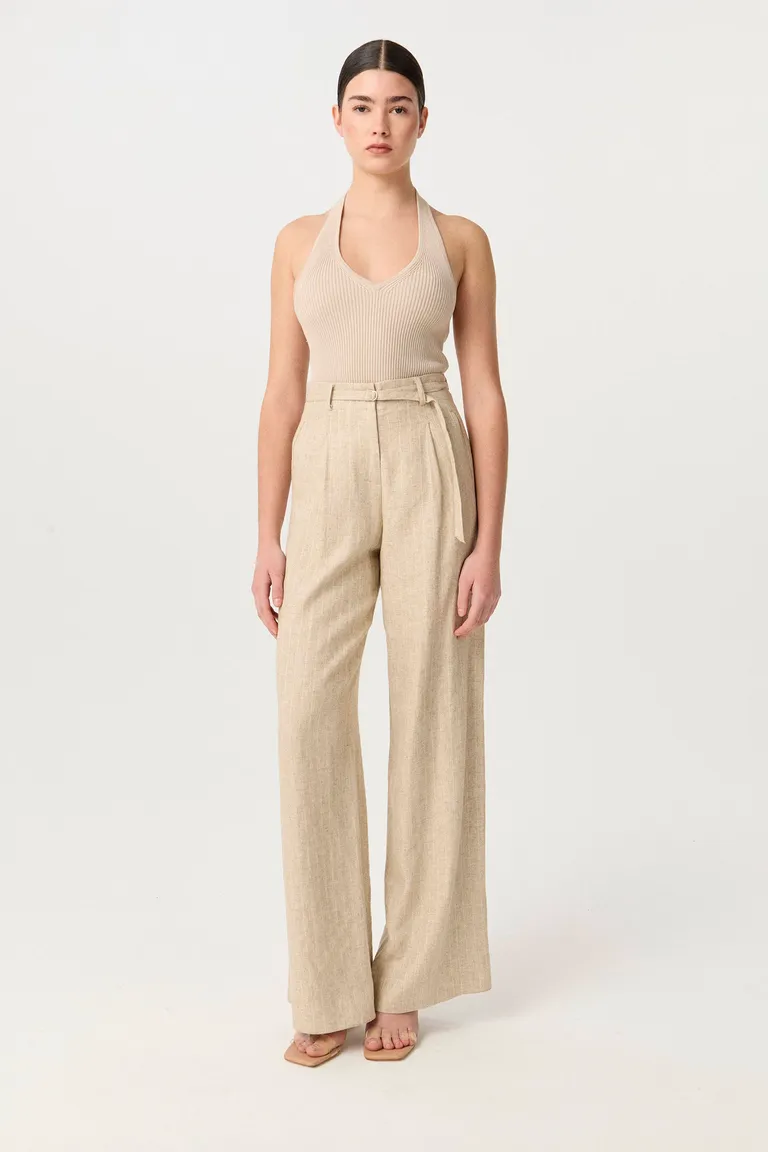 Pantalón de tiro alto y pierna ancha: una prenda versátil y de tendencia de Markova en Pantalones para argentina