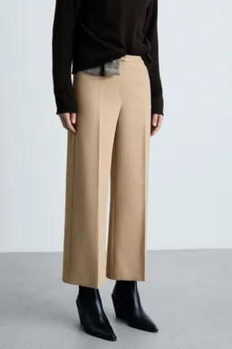 Pantalón wideleg con pinzas de Mango en Pantalones para argentina