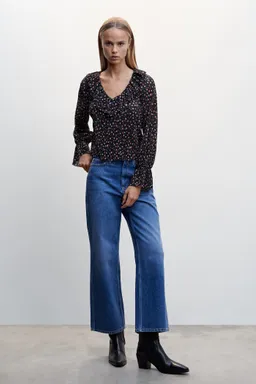 Blusa plisada estampada de Mango en Blusas para argentina