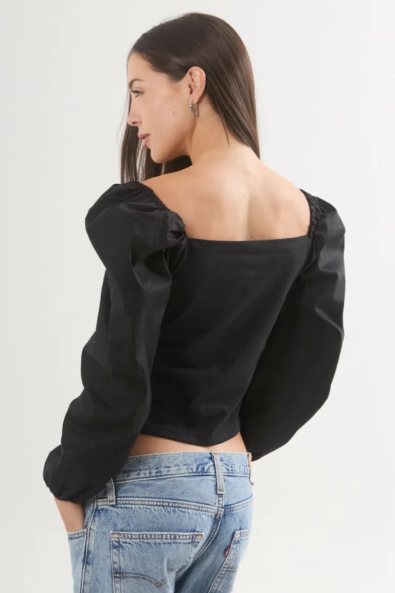 Blusa de mangas abullonadas para mujer, ideal para diversos atuendos de Belle en Blusas para argentina