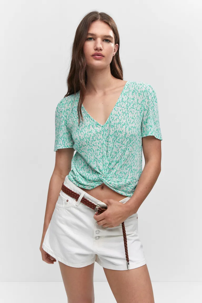 Blusa texturizada con nudo de Mango en Blusas para argentina