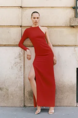 Vestido asimétrico espalda descubierta de Mango en Vestidos para argentina